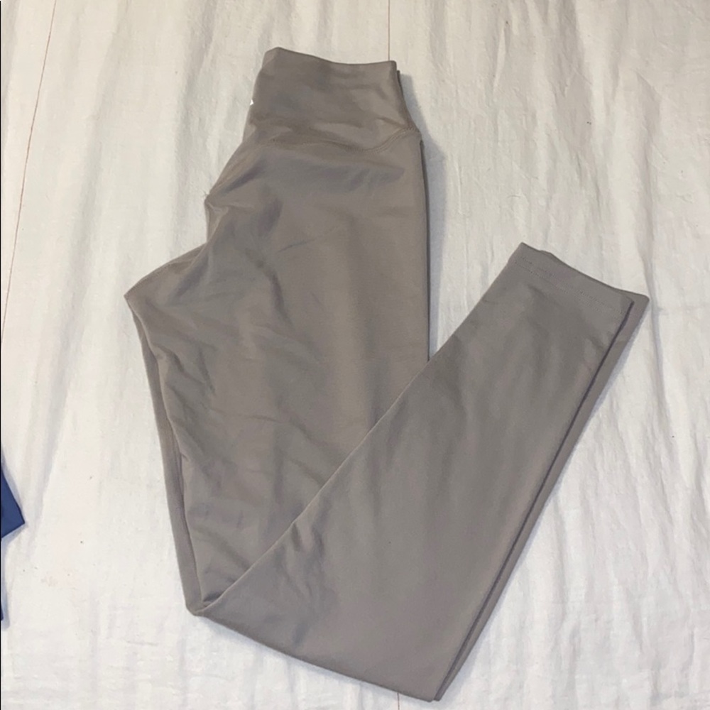 Balance Athletica - Select Pant in Sea Salt Gray